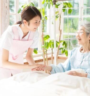 Kaigo 2026: Từ Thực Tập Sinh Đến Định Cư Vĩnh Viễn – Luật Mới Nhật Bản Thay Đổi Tất Cả