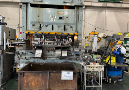 Tuyển thực tập sinh ngành Dập Kim Loại tại Nhật Bản